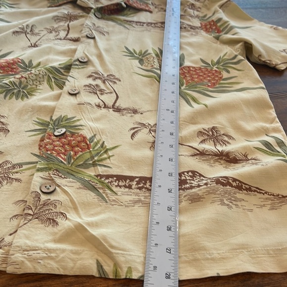 Tommy Bahama Vintage Relax Size M Hawaiian Pineapples - Picture 7 of 14